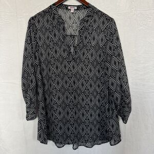 Bongo Plus Womens Tribal Geometric Print Roll Tab Boho Chic Flowy Top 1X